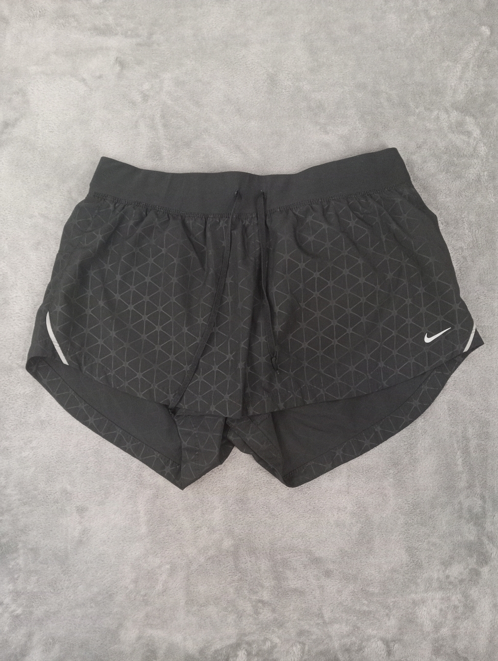 Nike Dri-fit Women's Black Running Shorts with Reflective Accents Size Large